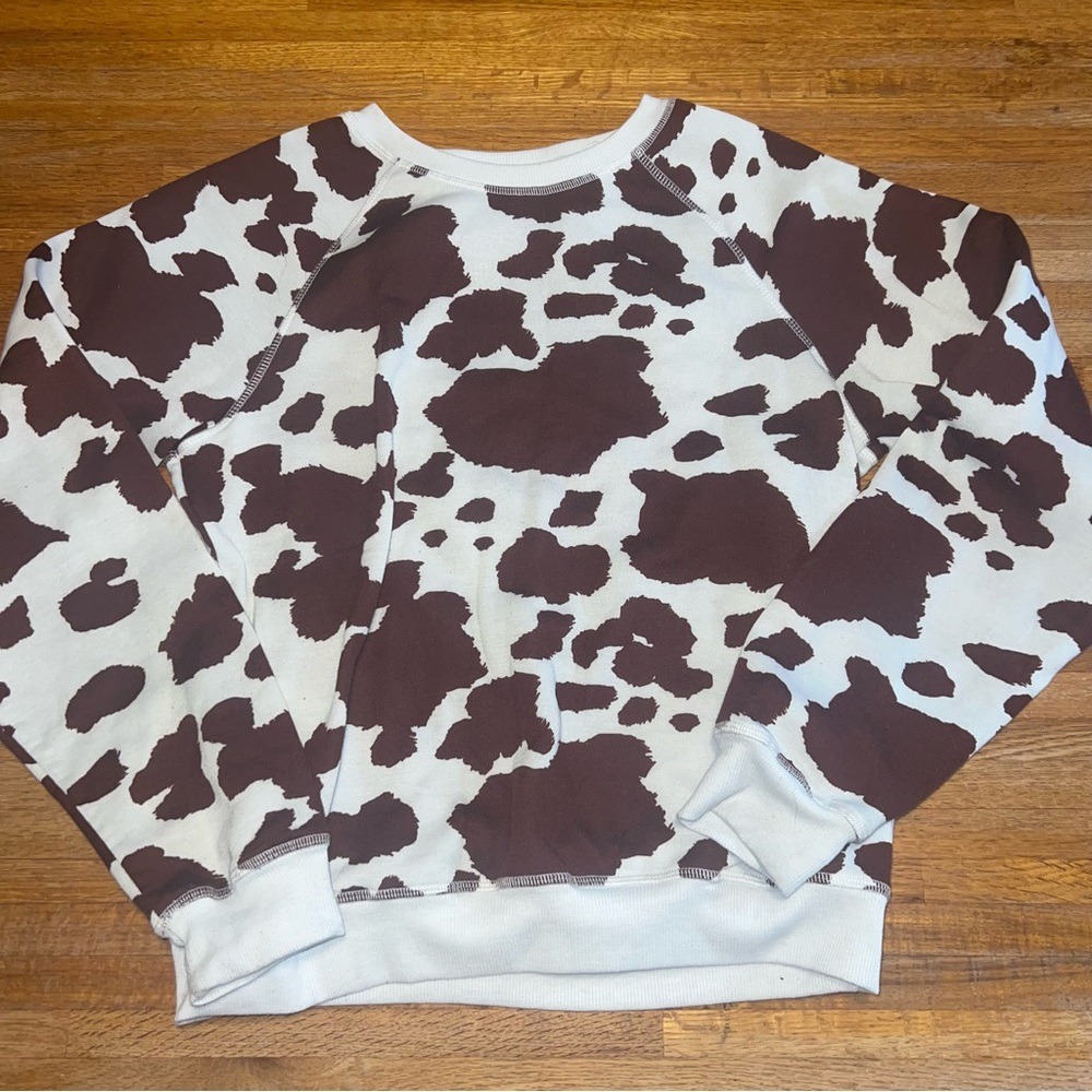 Love Dazed Women Medium Brown White Cow Print Crewneck Pullover Sweatshirt